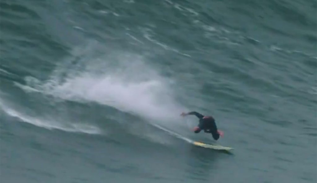 Italo Ferreira skimboarding Nazaré