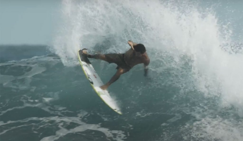 Filipe toledo surfing