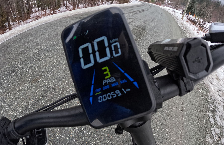 the display of the oriamo scrambler 100 fat tire electric bike