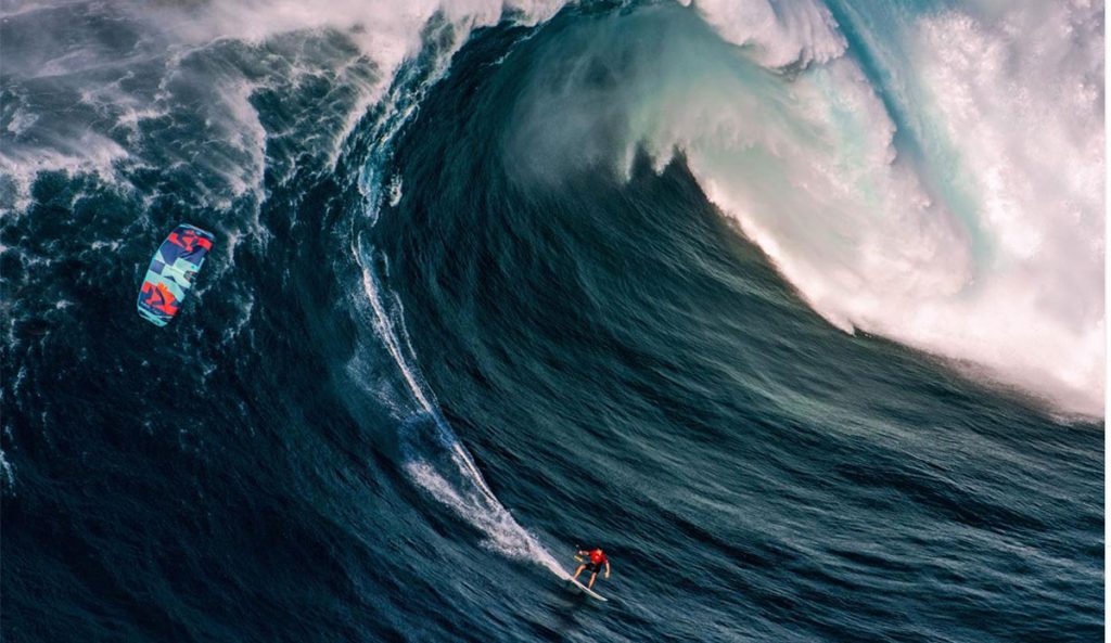 Patri McLaughlin kite boarding Jaws