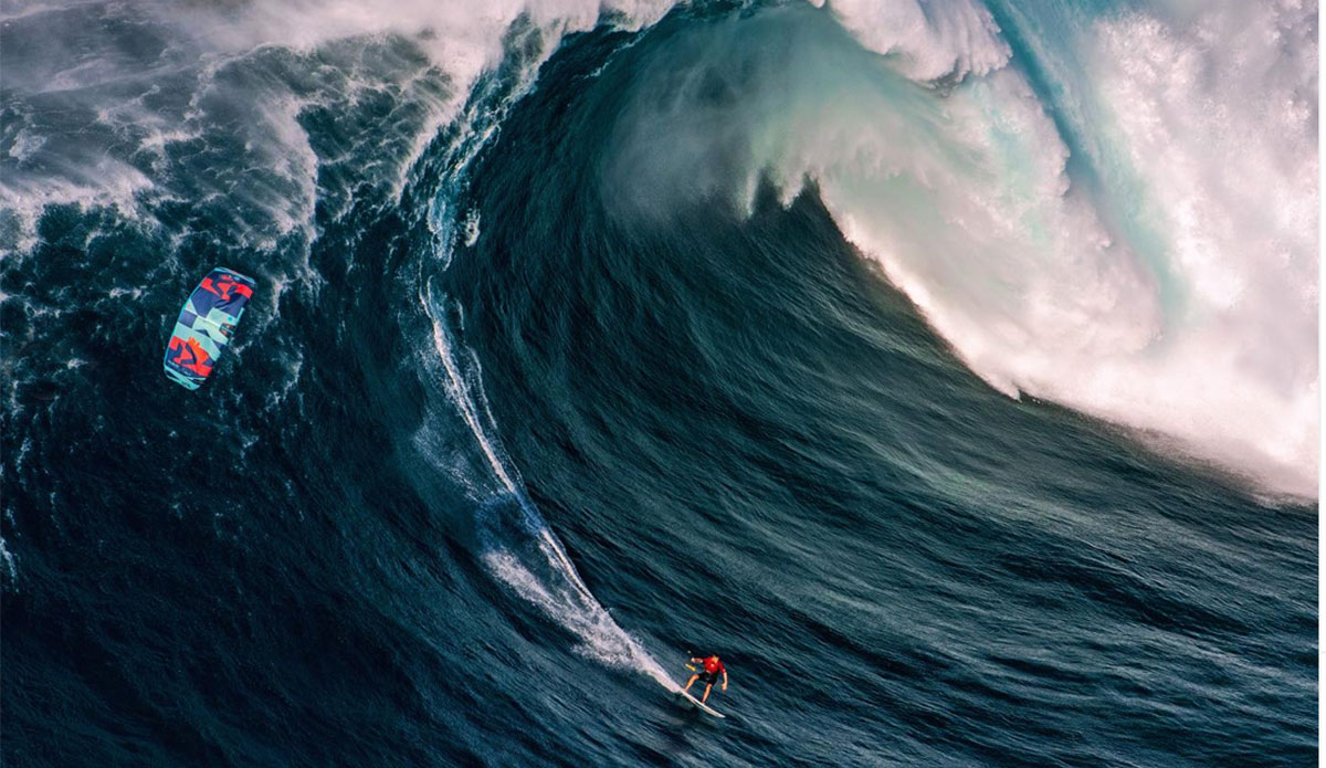 Patri McLaughlin kite boarding Jaws