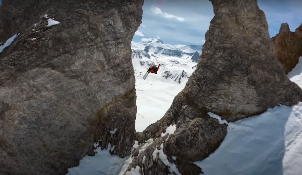 Candide Thovex skiing