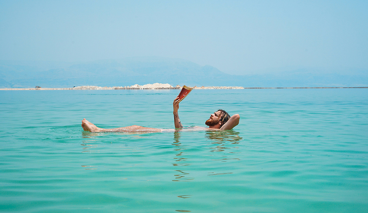 10 Books That Every Surfer Should Read