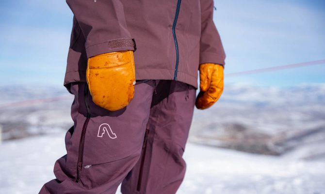 Flylow Billie Coat Cuffs
