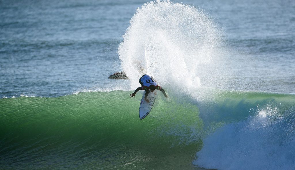 Parking Privileges Revoked in Clean Conditions as Championship Tour Surfers Light Up Supertubos