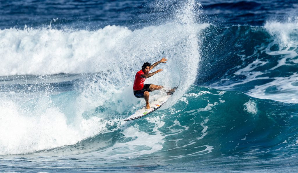 Is Gabriel Medina on the heroes side or the villains?