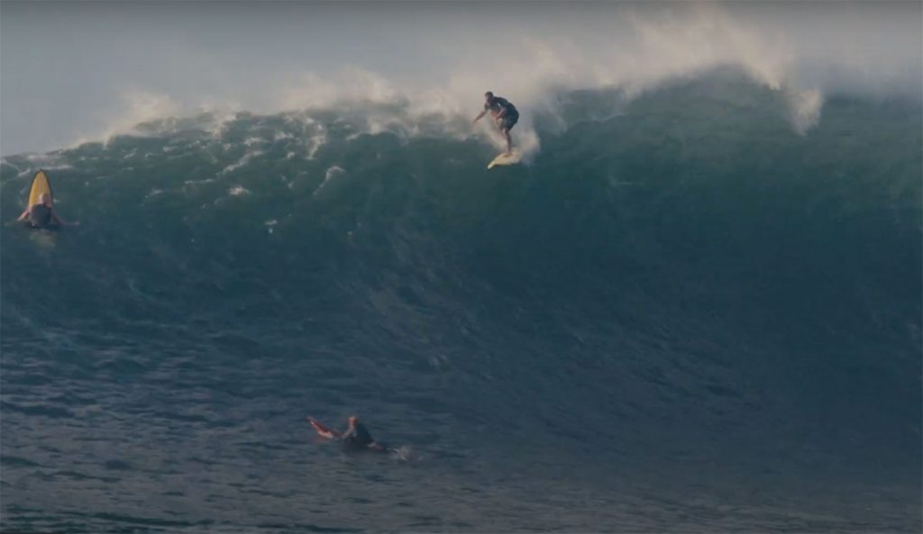 Sunset Beach surfing