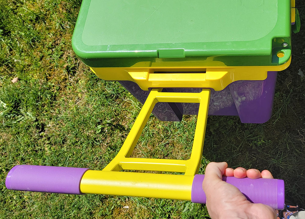 carrying the rtic ultralight cooler by hand