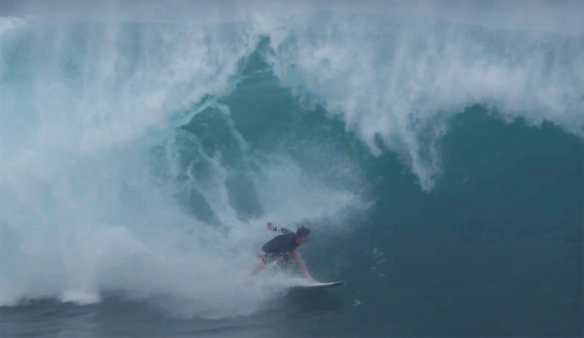 Matt Bromley worst Pipeline wipeout