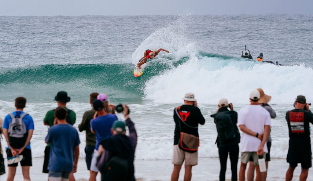 Witness Erin Brooks' Perfect 10 On Her Way to Winning Snapper Rocks Challenger Series Event