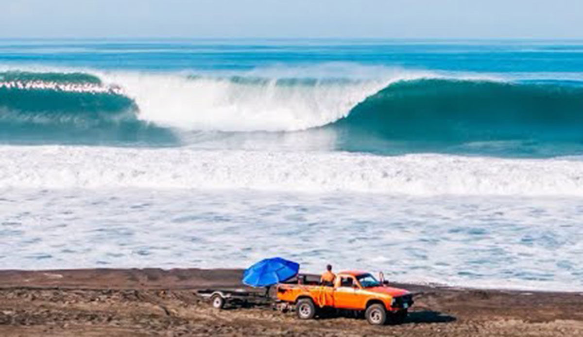 Jamie O'Brien surfing Mexico beach break