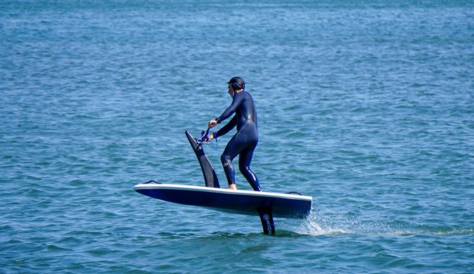 Efoiling on the hydroflyer efoil
