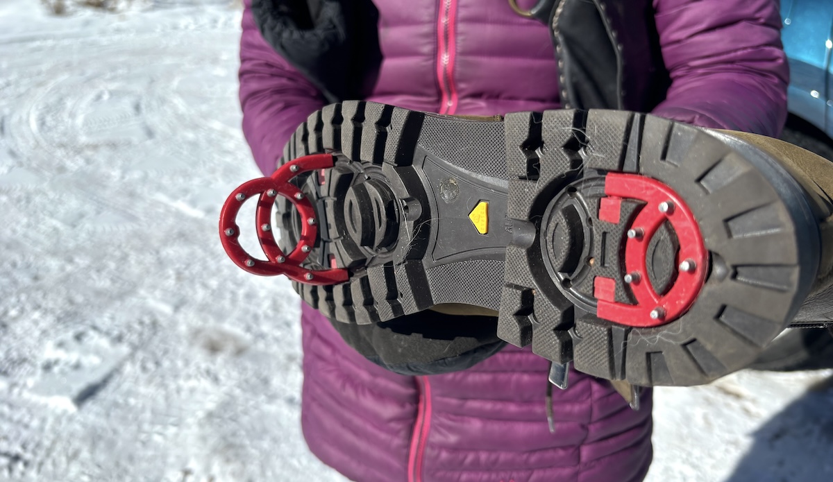 Winter boots with traction