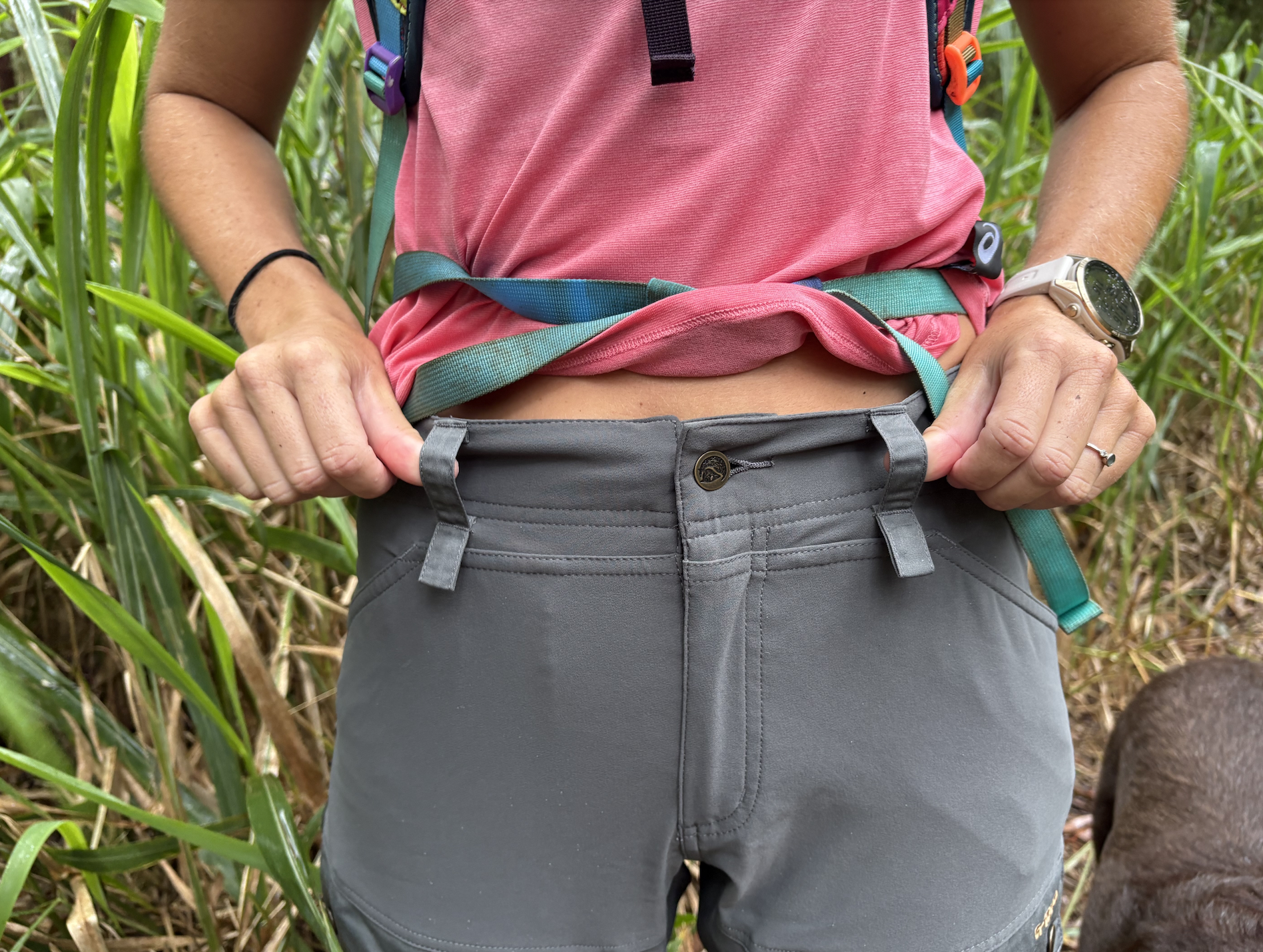 waist of hiking pants 