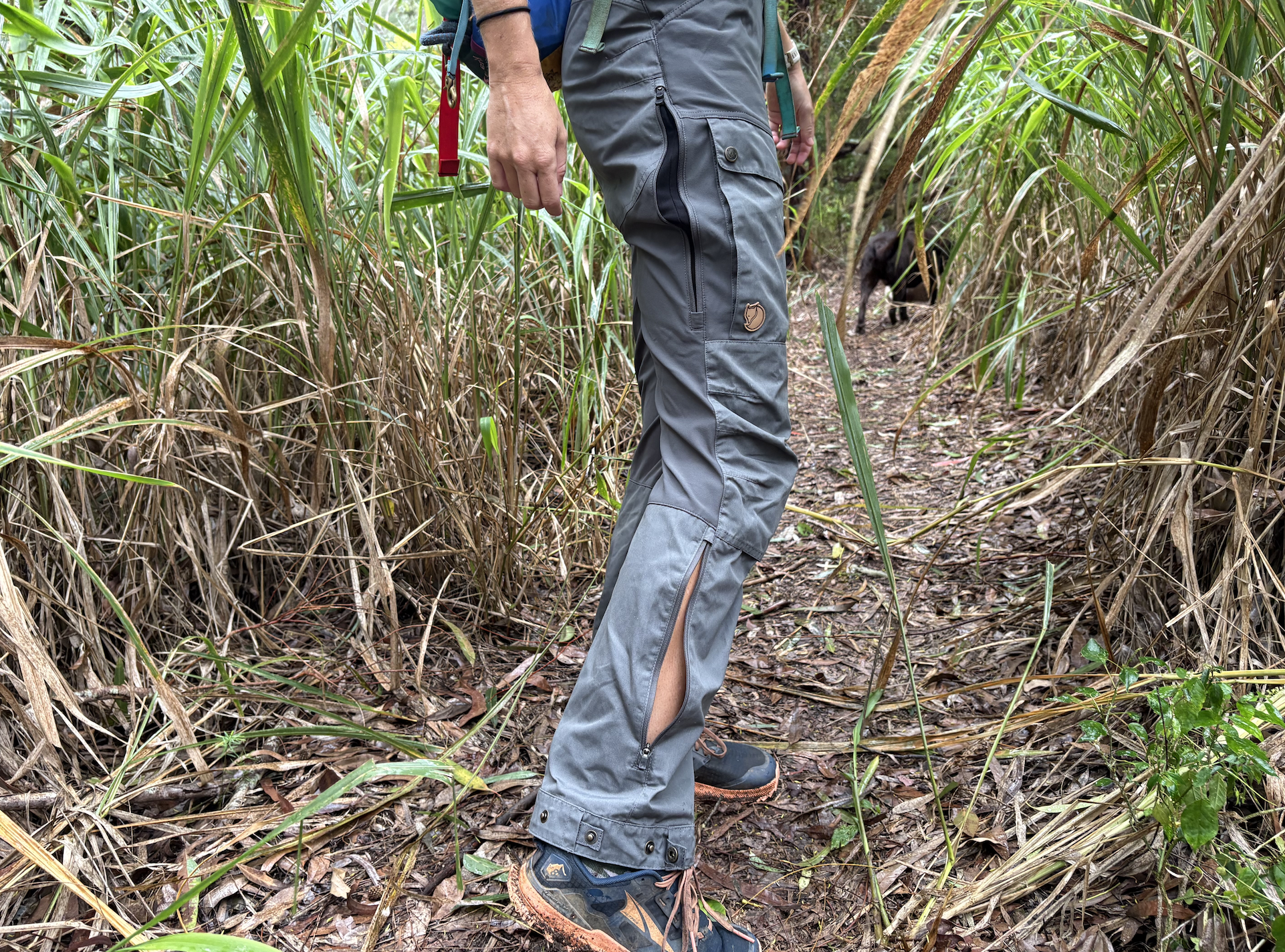 ventilation zippers on hiking pants 