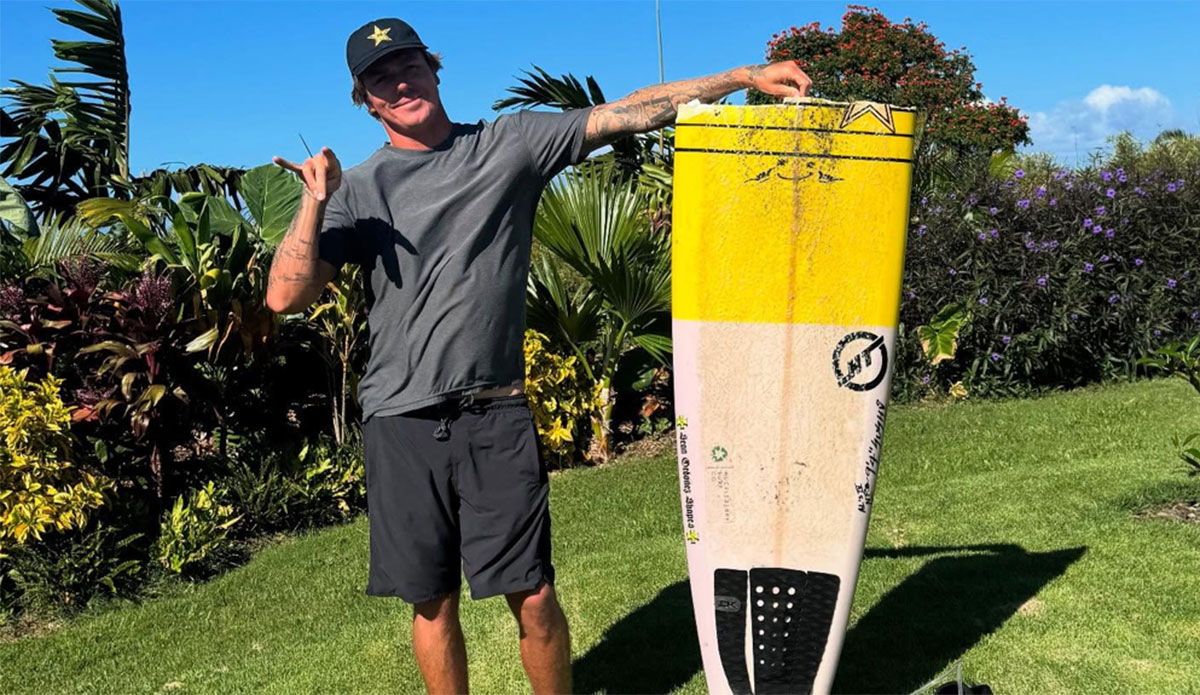Kelly Slater wins Albee Layer surfboard