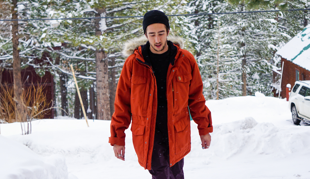 walking in the fjallraven Nuuk Parka