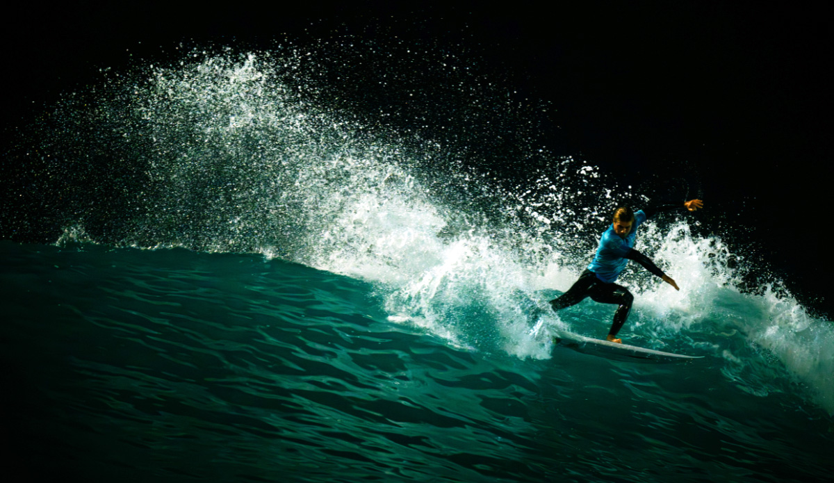 Watch the Men's Elimination Round at the Surf Abu Dhabi Pro