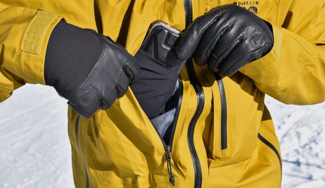 Interior pockets on the Mountain Hardwear High Exposure 