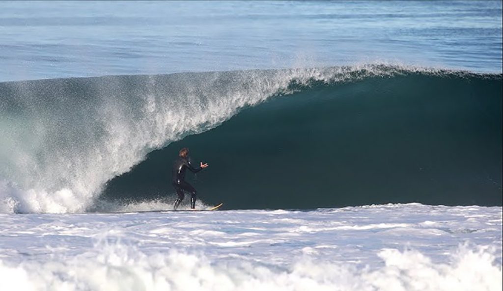 3 Minutes of Beautiful, Fast South Bay Barrels