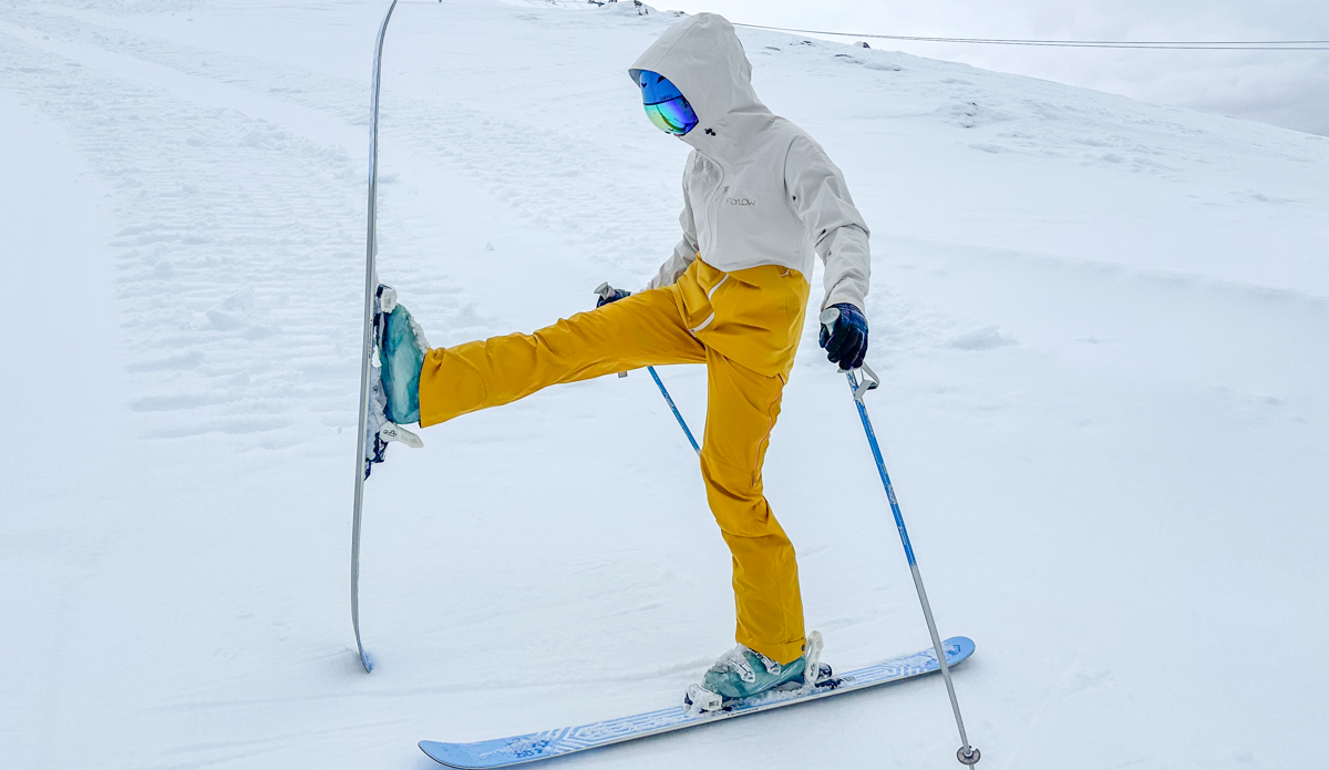 Flylow Lucy Jacket ski kick