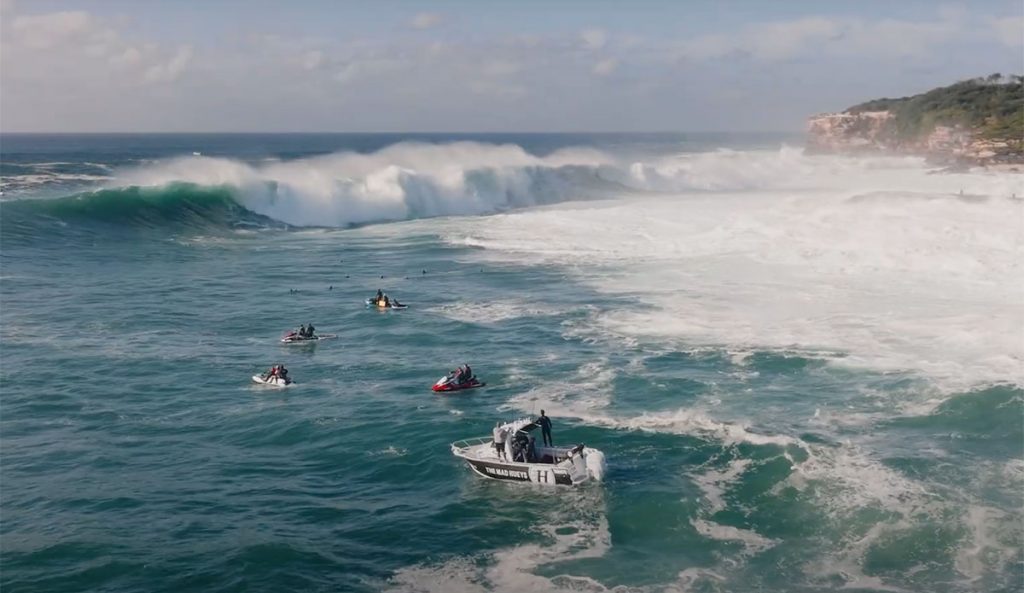Ours surfing