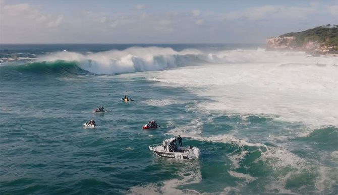 Ours surfing