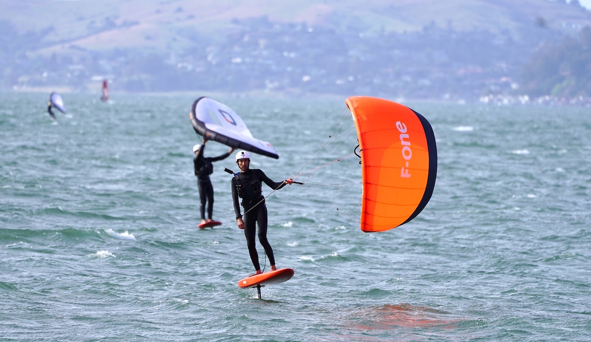 Flying the Plume K wing at Crissy Field