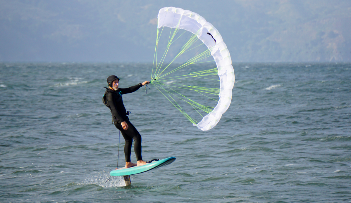 Bowen Dwelle on the Kanaha 4.0 parawing BRM