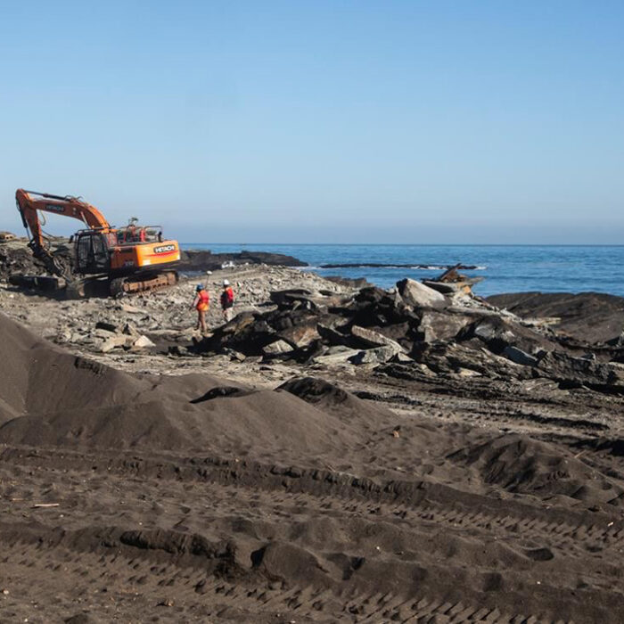 Ramon Navarro Sounds the Alarm: A 'World Class' Wave Is Being Forever Altered in Chile