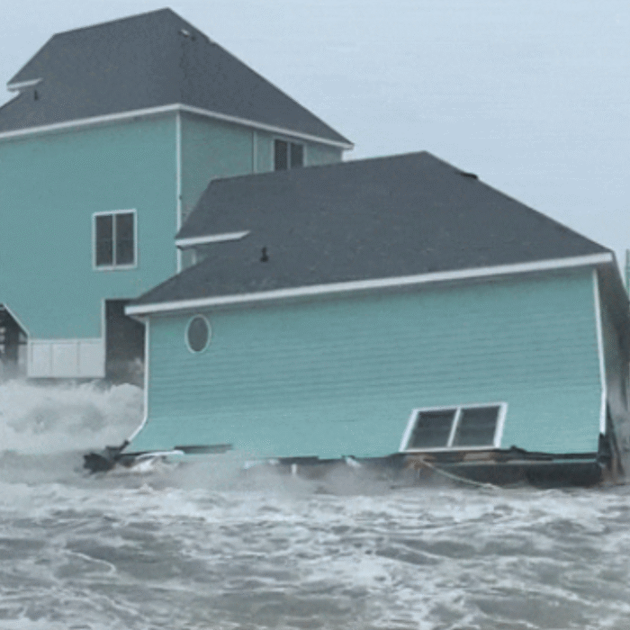 Outer Banks houses collapsing into the ocean