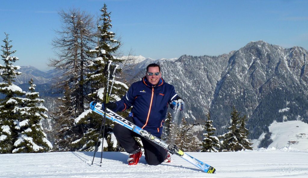 72,000 Vertical Feet, 555 Laps: Skier Plans to Set New 24-Hour Indoor World Record