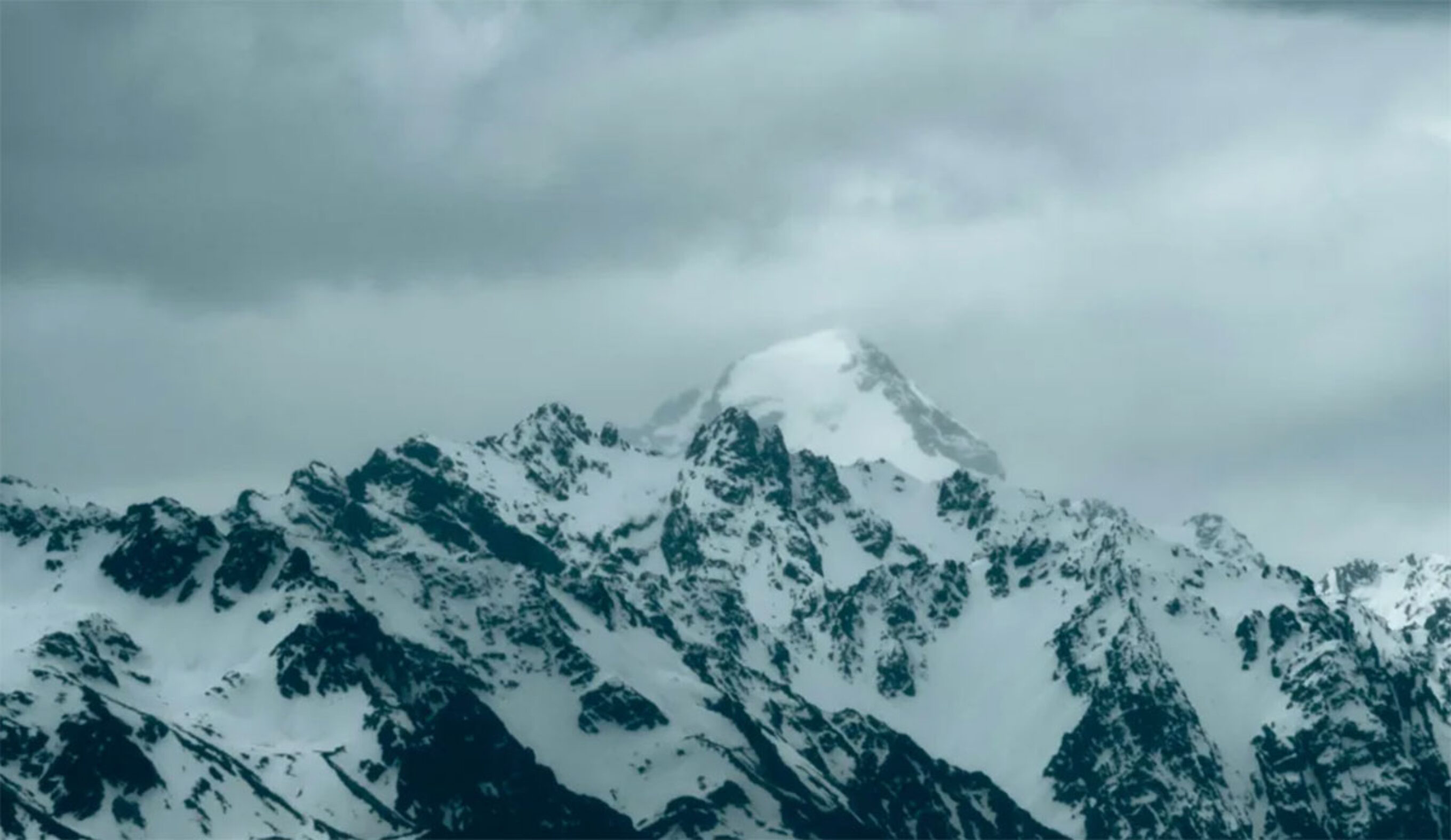 climbers dead after fall from New Zealand's Mount Cook
