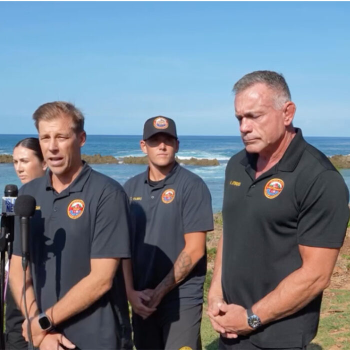 Honolulu Fire Department warning tourists about the power of the ocean