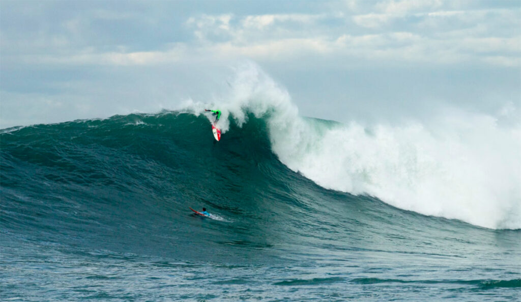 Punta Galea Big Wave Event Gets the Yellow Light for Saturday