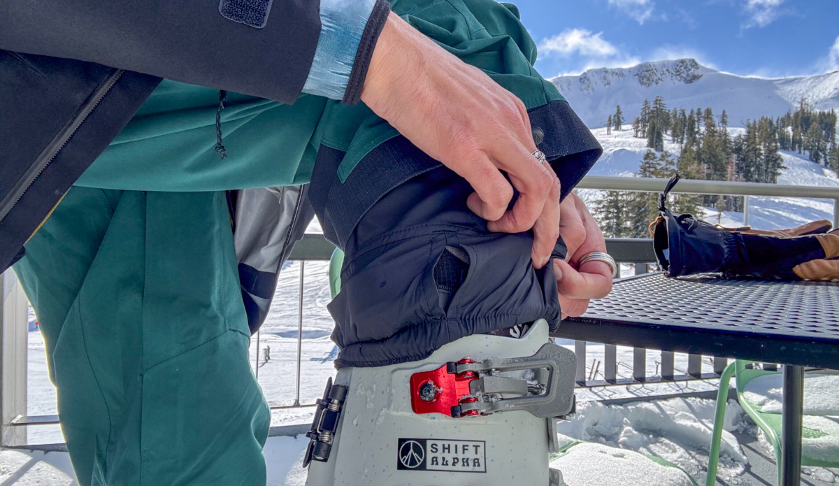 showing the booster strap slot on the trew gear trewth bib
