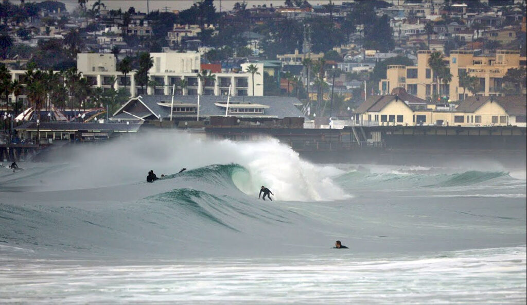 7 Minutes of Some of the Best Surf of the Los Angeles Winter