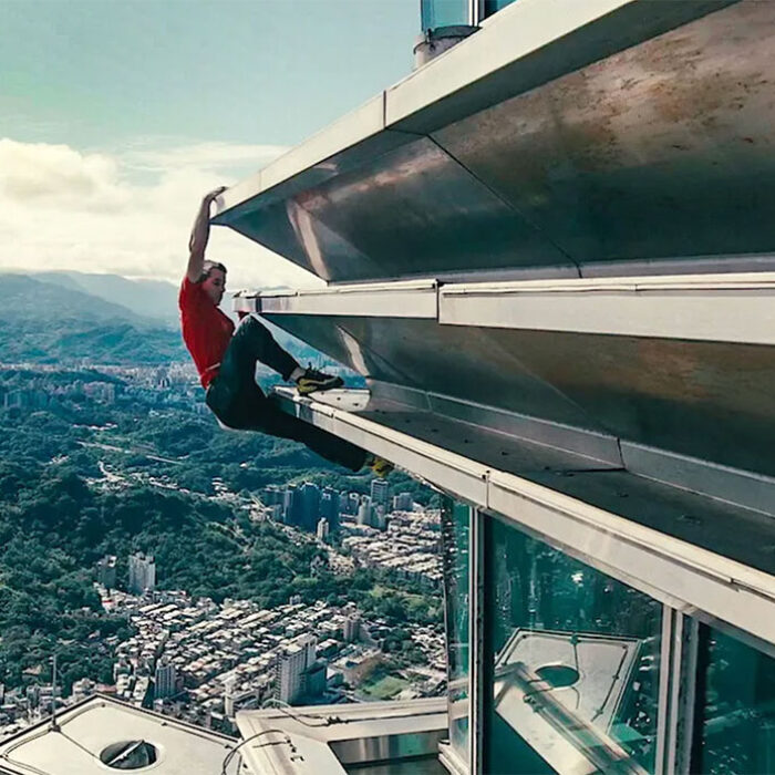 Netflix image of Alex Honnold climbing Taipei 101 for "Skyscraper Live"