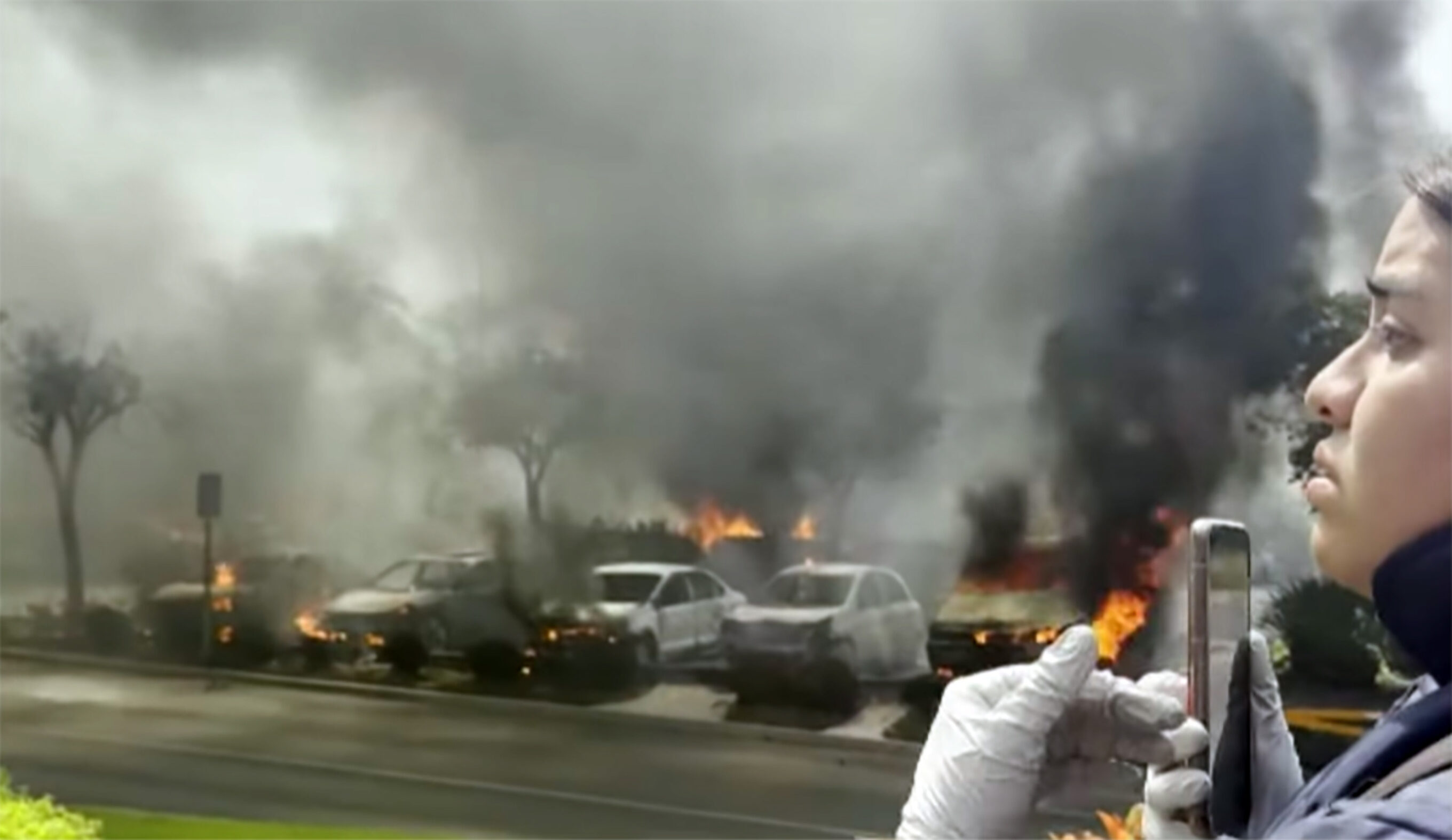 Cartel Kingpin El Mencho's Death Leads to Furious Retaliation in Mexico