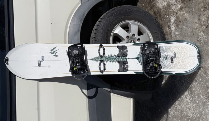 The Jones Frontier 2.0 Splitboard Is a Backcountry Tool for Every Snowboarder