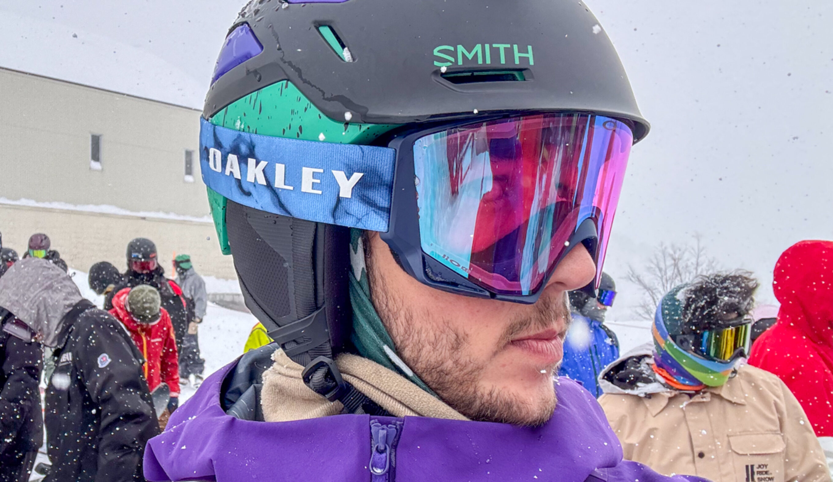 Oakley Flow Scape and Smith Helmet