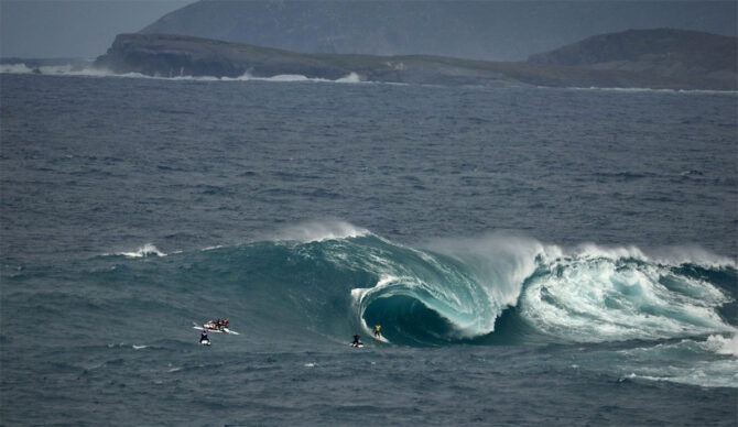 The Right in Western Australia with a surfer